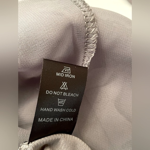 Pretty Angel Size Large grey two toned silk and polyester combo. Dress. NWT - Picture 15 of 16